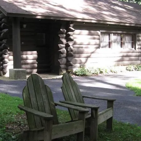 White Pines Resort